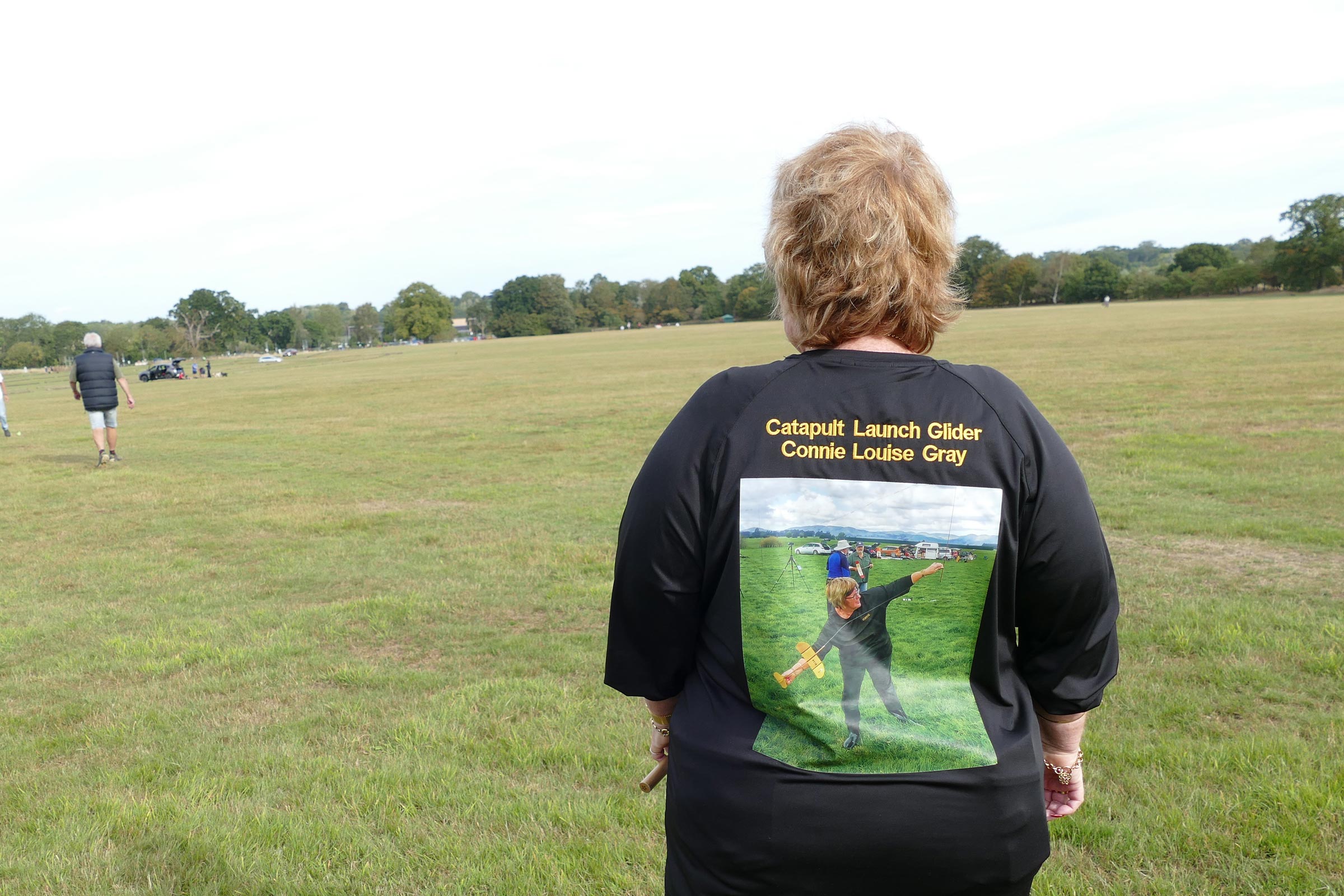 Does Connie from New Zealand take Catapult seriously? Looking at the photo on her back, I would say so thus no surprise she won beating all the guys in the process at the 2025 Flying Aces!