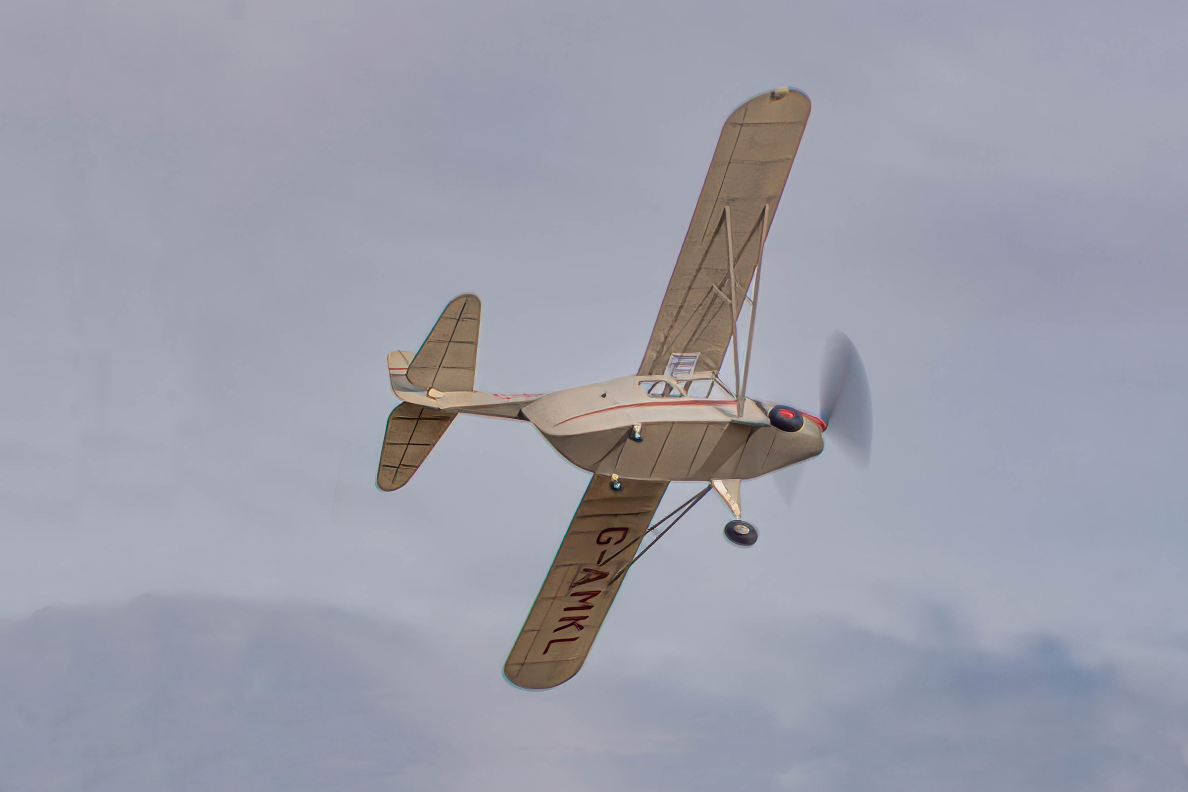 Another great photo from Tony Martin of Mike Stuart Auster B-4 which won, Open Rubber/Co2/Electric/Kit Scale at the 2025 Flying Aces.       