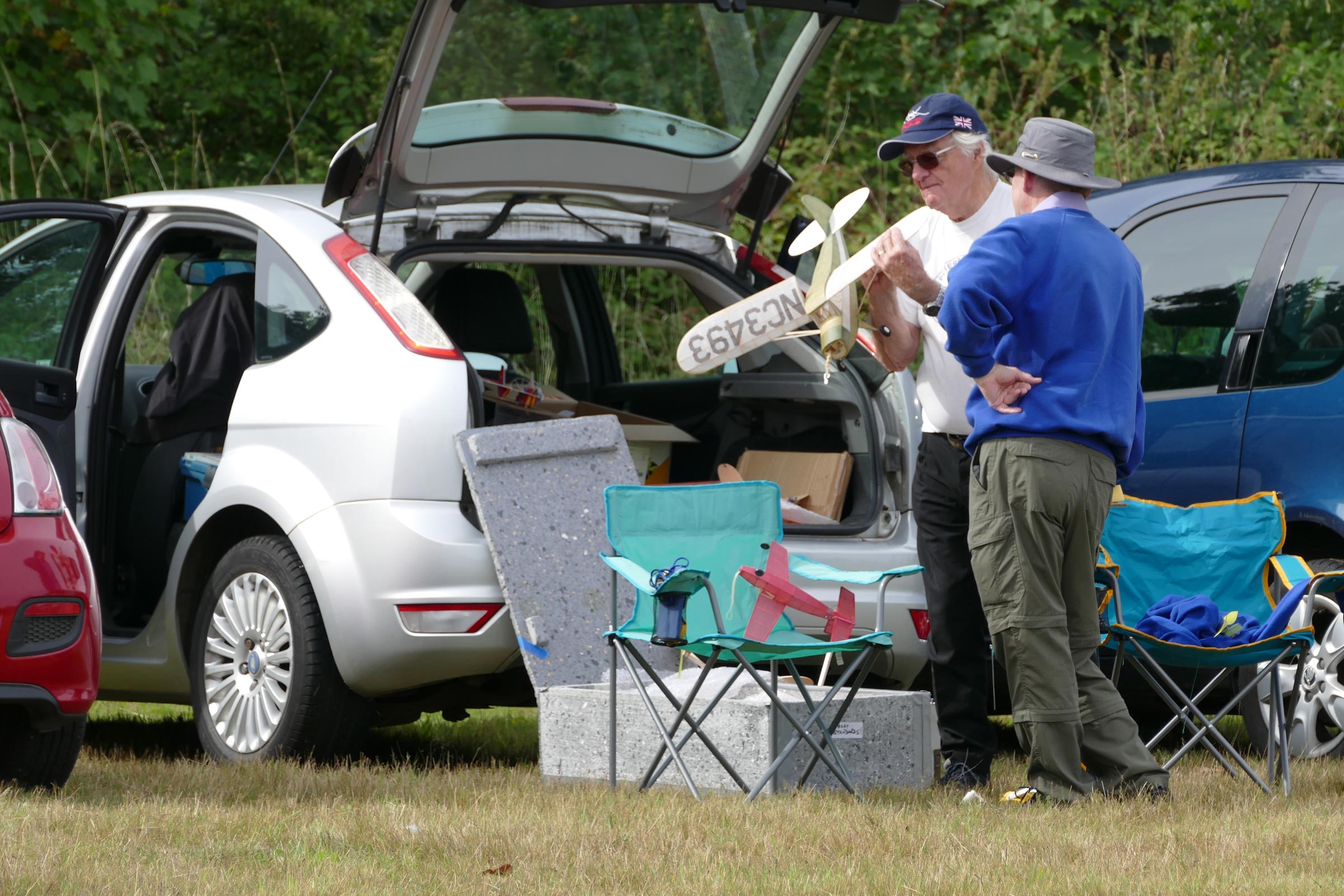  I can see the problem one wing has more lift than the other 2025 Flying Aces.