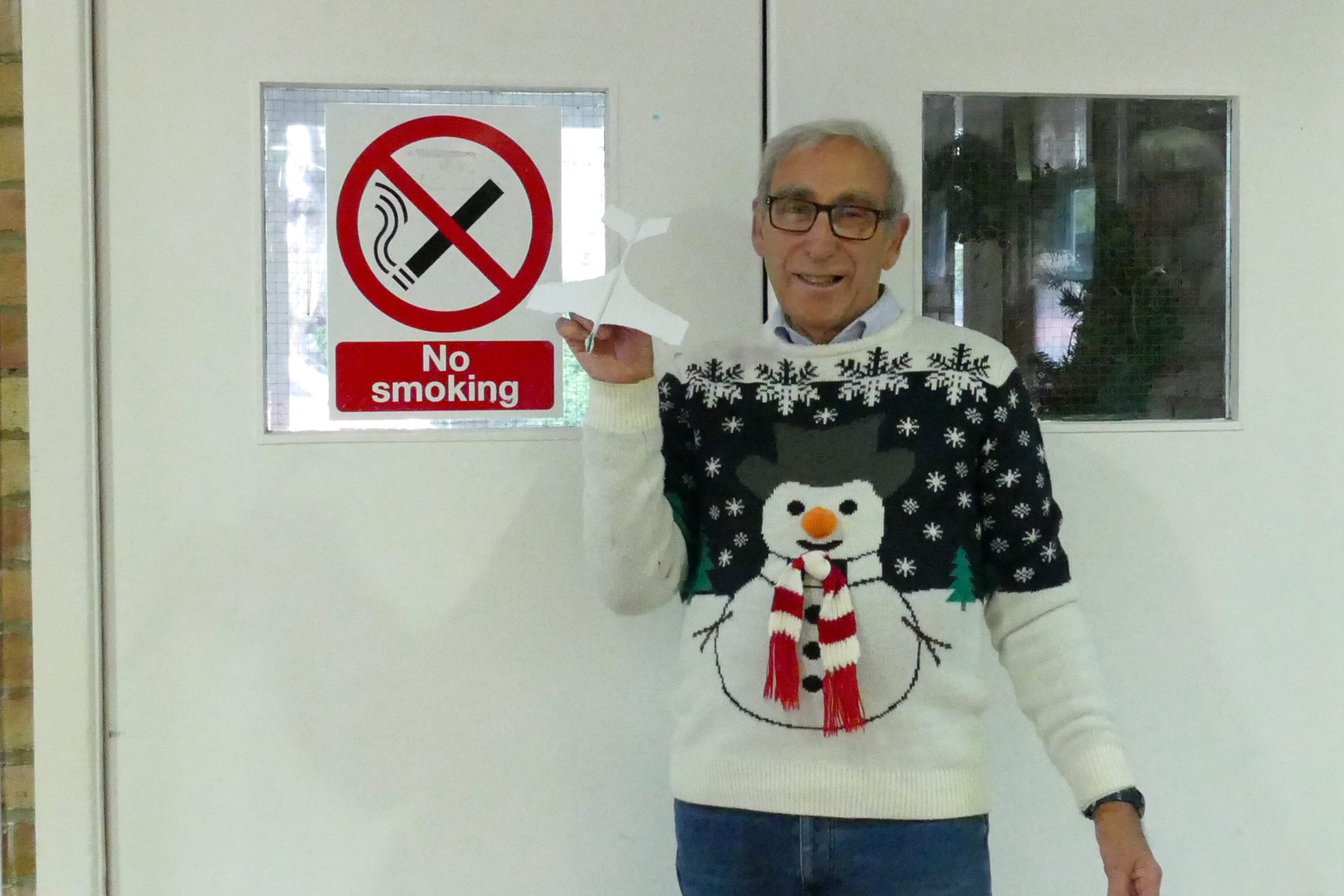  Bert Whitehead thinking outside the box at the 2025 Christmas party when launched fast the dihedral increased greatly however at glide speed reduced to out glide the paper darts.