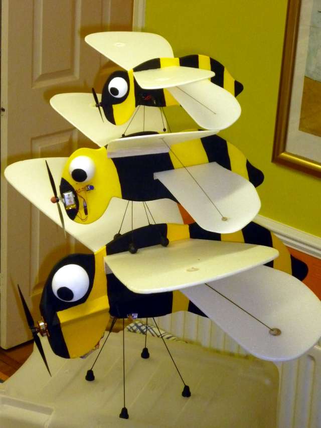 e-bee-neezer swarm